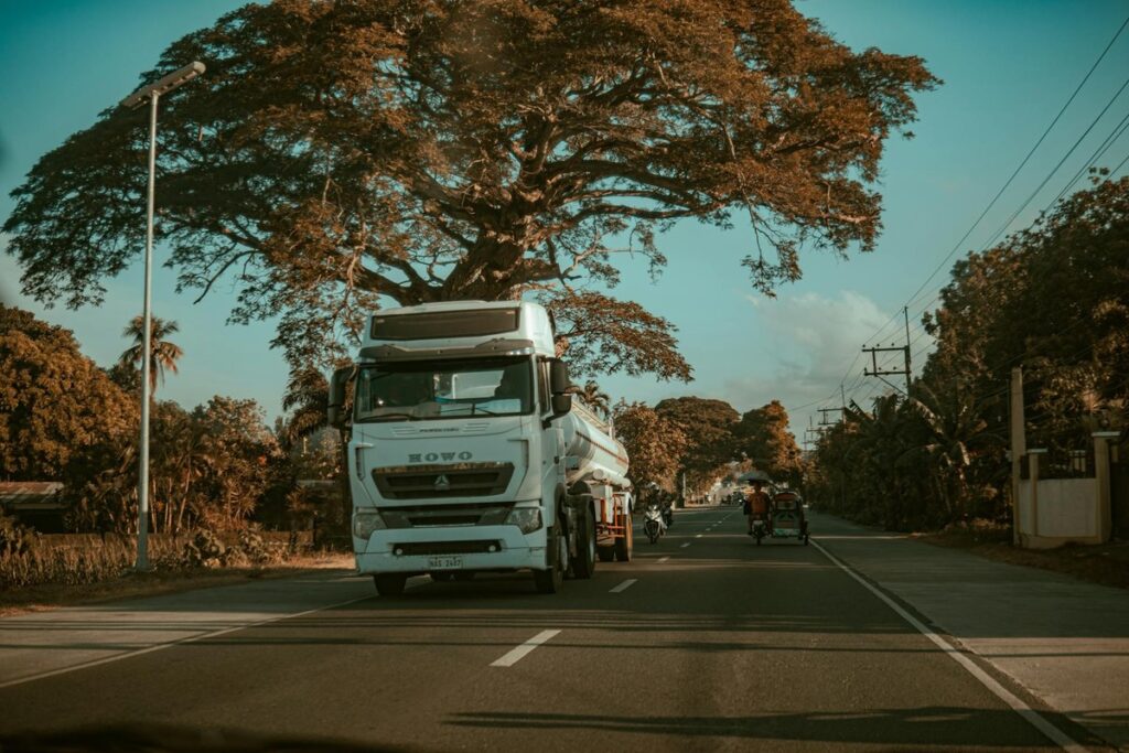 Car carrier truck - auto transport from Virginia to Texas
