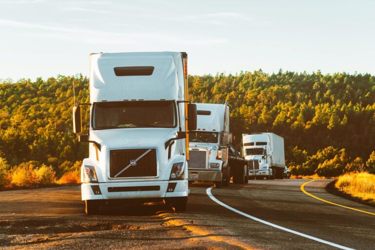 Car carrier truck - auto transport from Washington to Florida